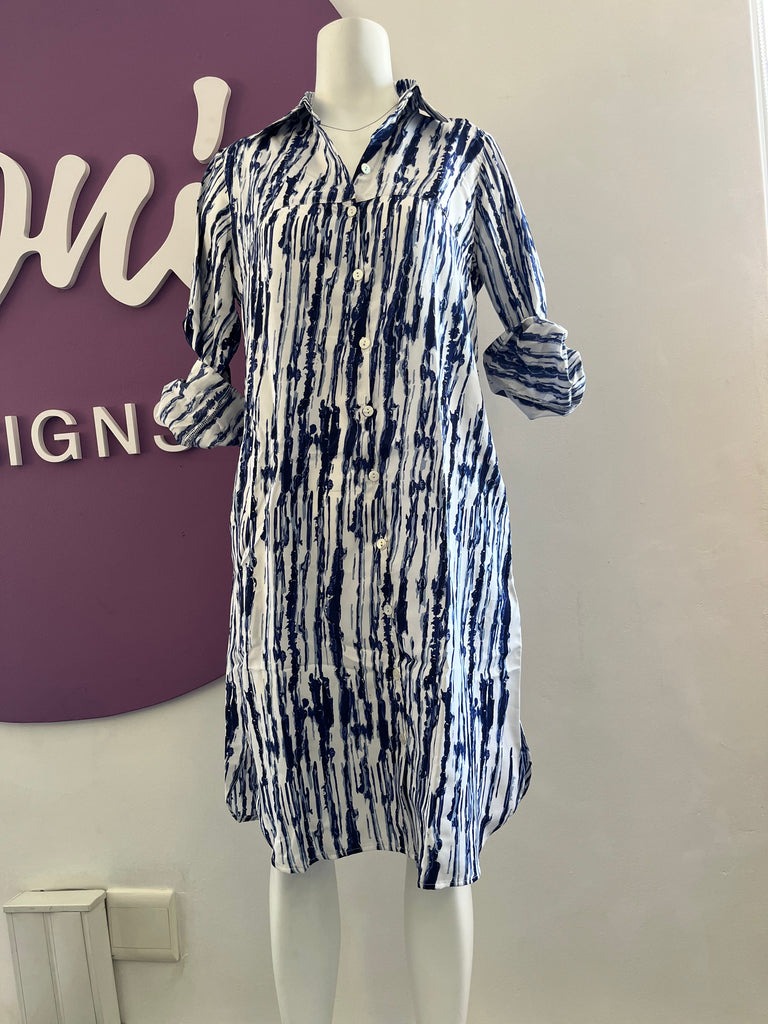 Shirt dress in Navy & white